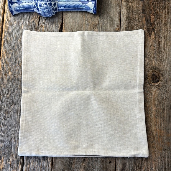 Holiday Royal London Bits & Bobs - Picture 9 of 10